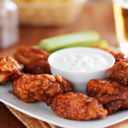 6 Alitas en BBQ  o  BUFALO