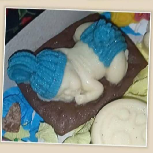 Bebe bombón con color👶🍫