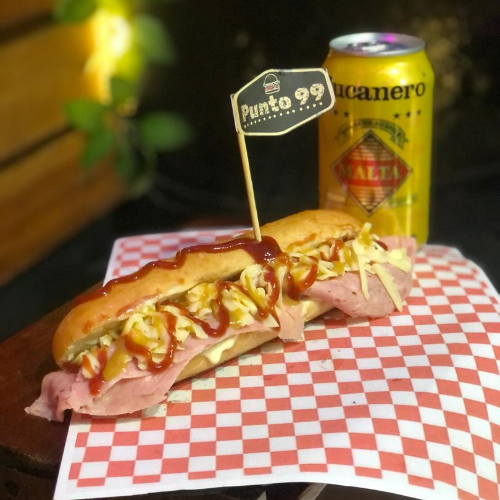 Sandwich de jamón bravo